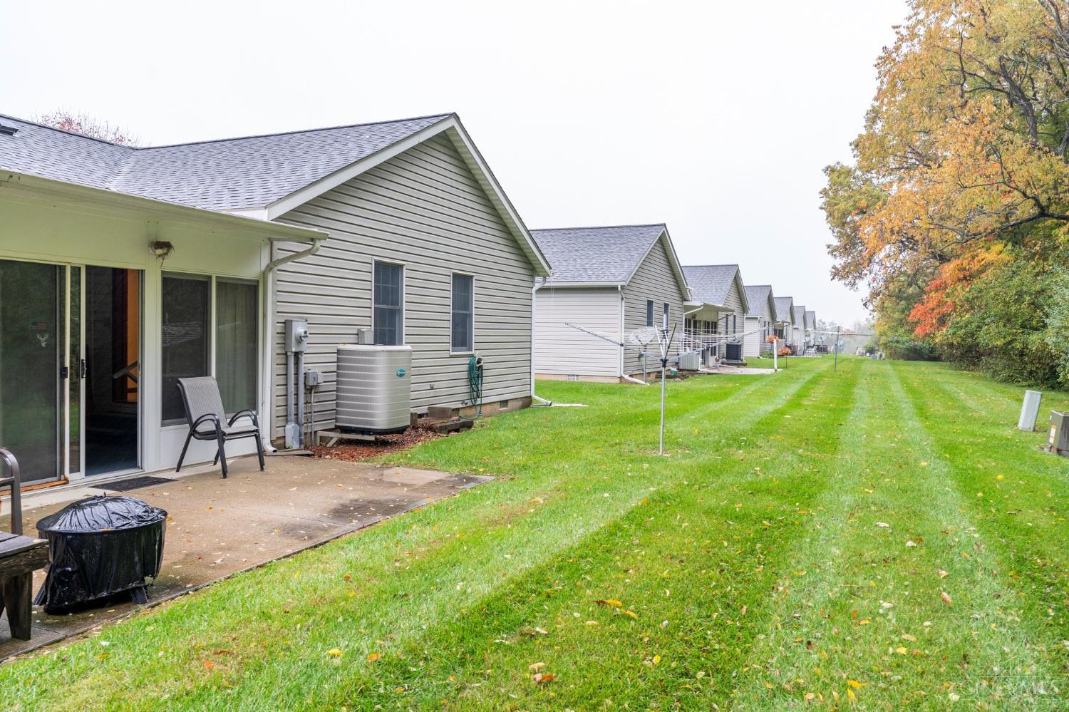 700 E Main St Unit 13 Hillsboro Ohio — 55 Plus Condo Listed by Vance Team Realtors